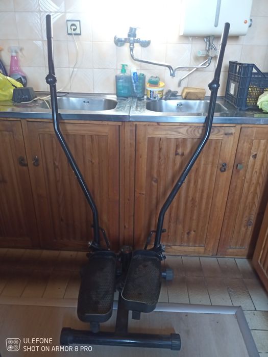 Степер със дръжки