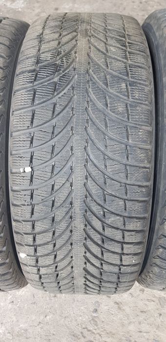 Зимни гуми-18цола-235/55-1бр.-75лв."MICHELIN "