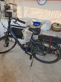 Vând bicicleta electrica Devron
