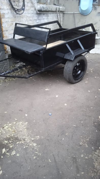 Продам прицеп новый