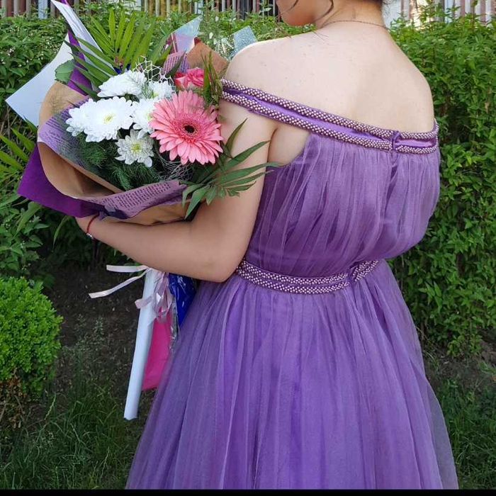 Официална рокля - размер S - М