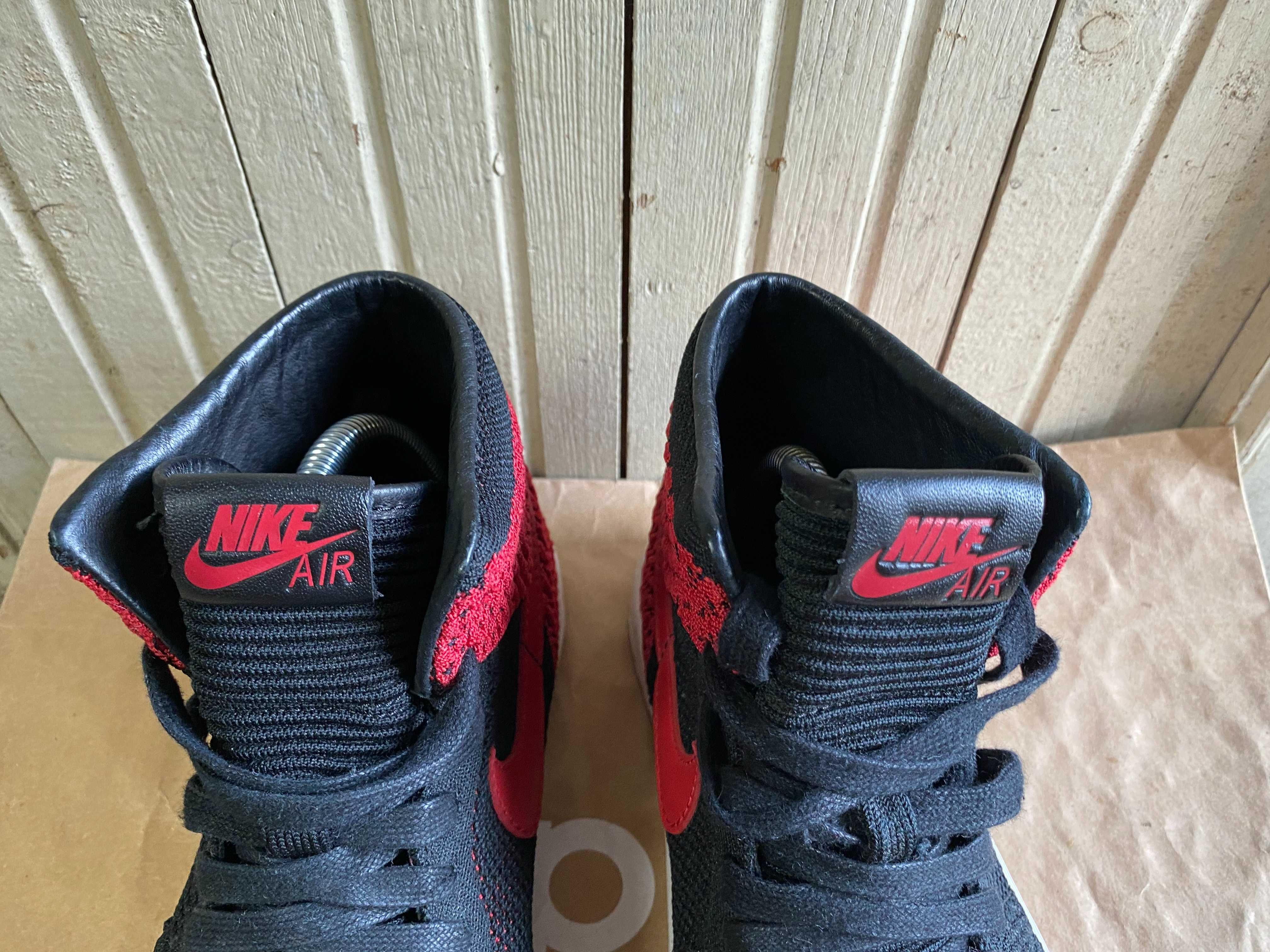 ''Jordan 1 Retro High OG Flyknit Bred''оригинални маратонки 41 номер