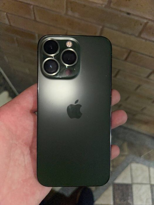 Iphone 13 pro green