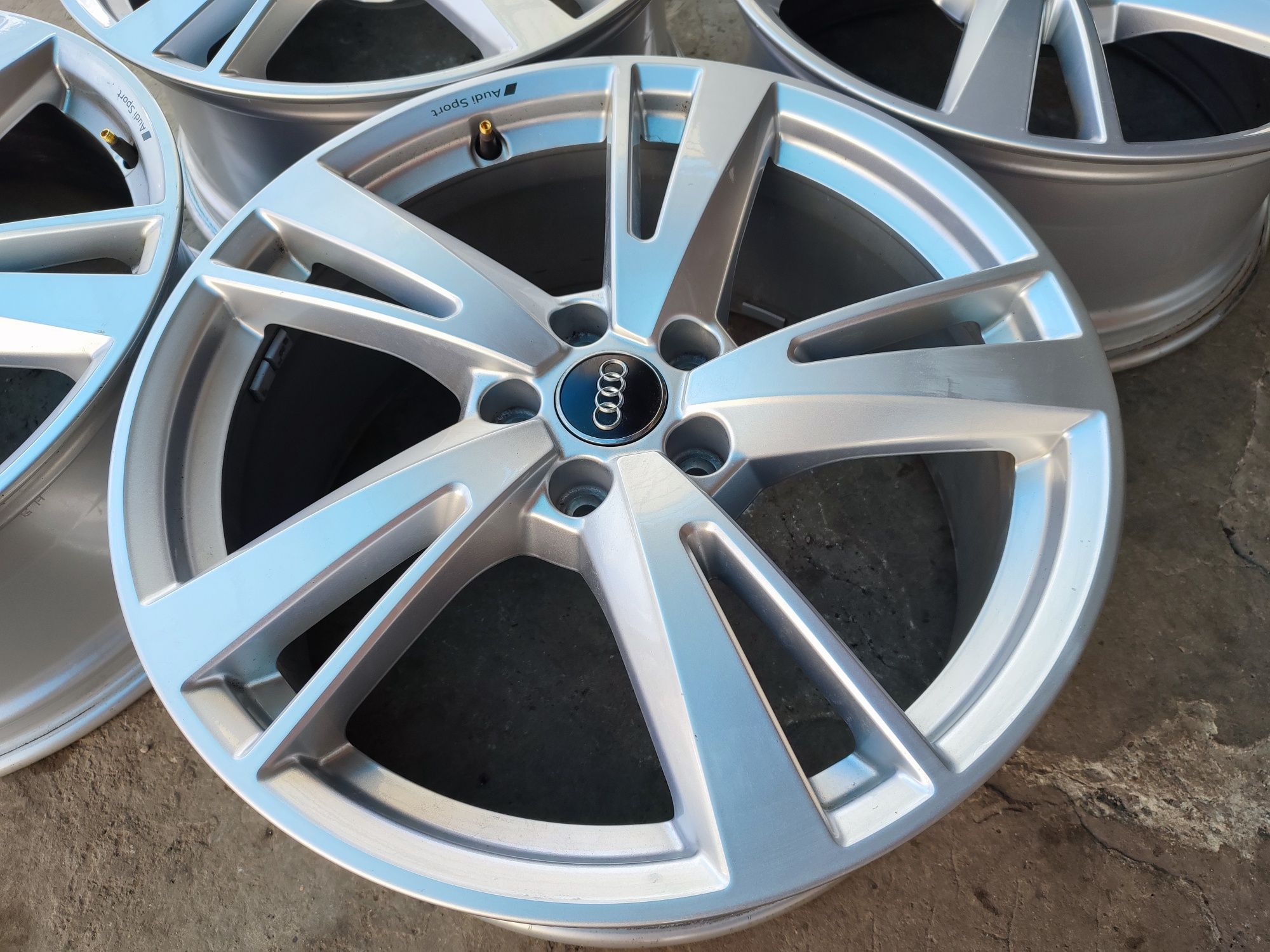 19" оригинални алуминиеви джанти заAudi S3,A3.