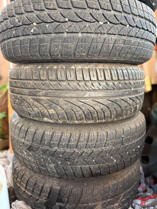 Set cauciucuri iarnă Tigar 195/65 R15 cu jante tablă-stare buna