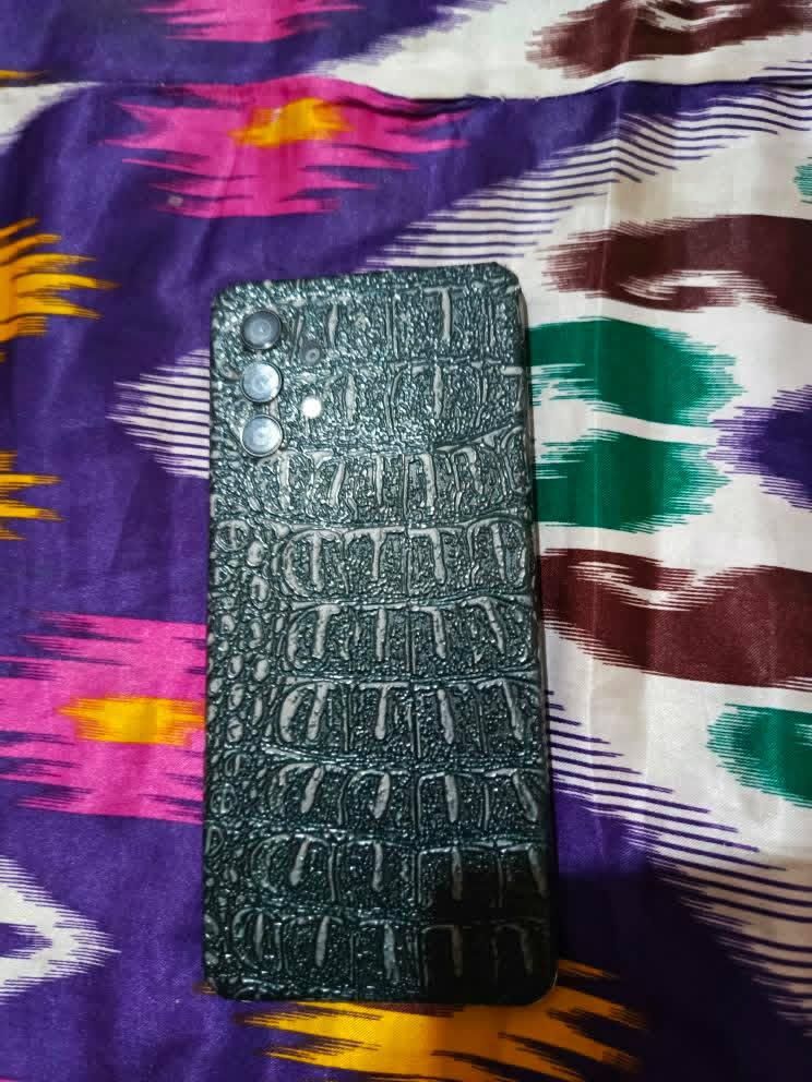 Samsung A32 sotilafi aybi yuq