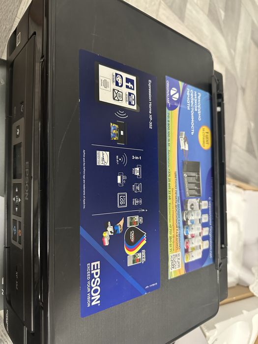 Цветной принтер Epson XP-352 почти новый