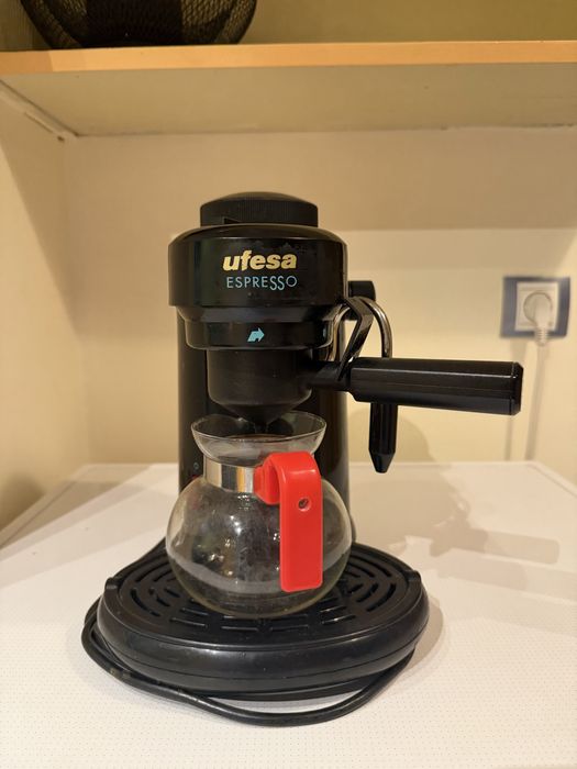Кафемашина ufesa espresso
