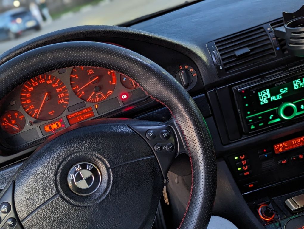 BMW e39 2.5i mpaket
