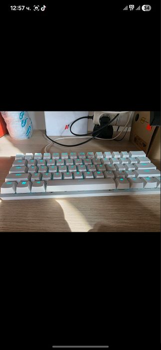 Razer hunstman mini white