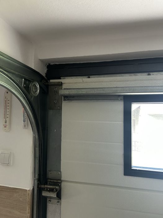 Usi garaj glisante funtionale perfect
