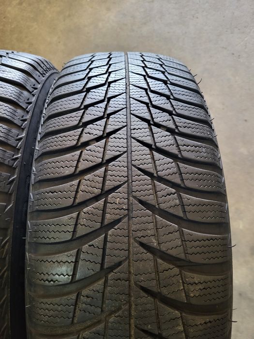 2 anvelope 205 60 R 16 Bridgestone iarna