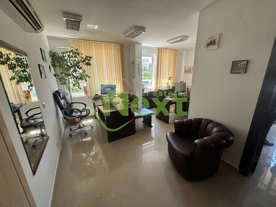 Продава се Офис в София, Гоце Делчев - 62 кв.м за 2049 €/кв.м - Снимка #2