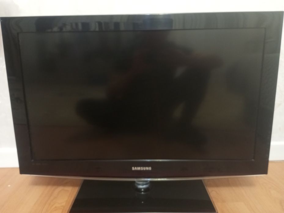 Телевизор SAMSUNG