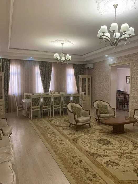 #655 Сдаётся дом ул. Уста Ширин угловой. возможно под офис