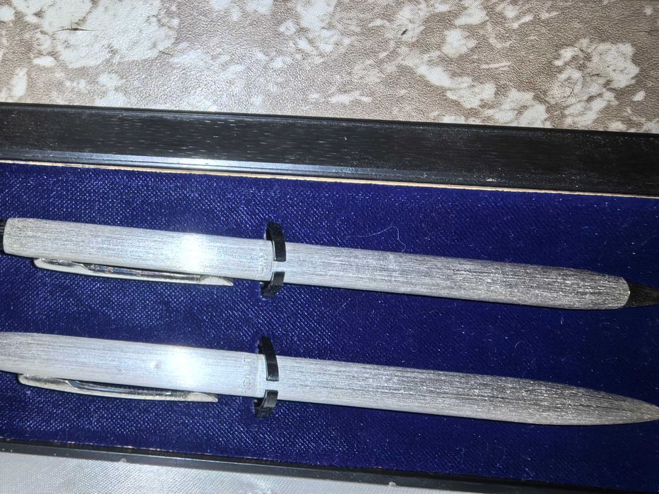 Химикал и молив Diplomat