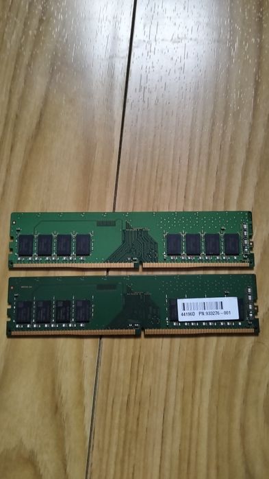 Vând memorii ram ddr4 16gb 2 x 8gb  2666mhz ( 3200mhz .