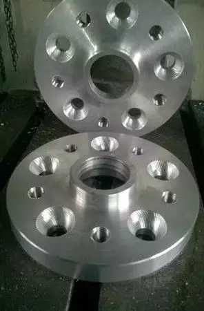 Стругарски и фрезови услуги, без почивен ден - София - Център