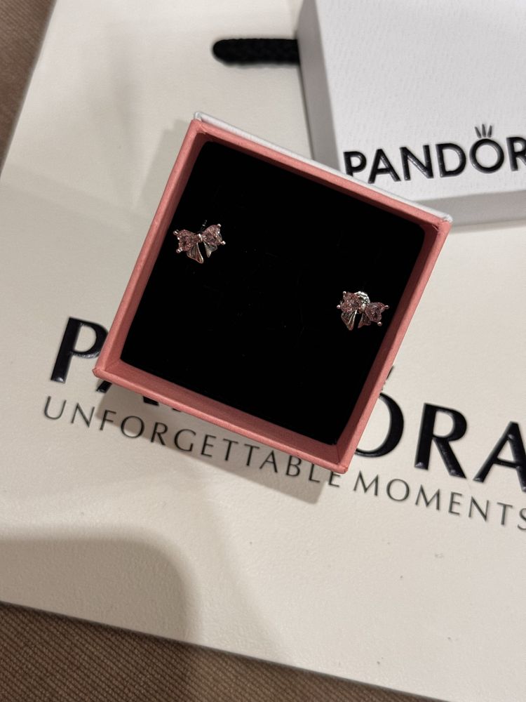 Пандора обеци Pandora