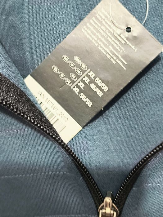 Hanorac marca Crivit mărime xl culoare vernil nou cu eticheta