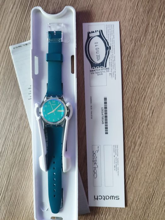 Часовник Swatch Blue Away SO28K700