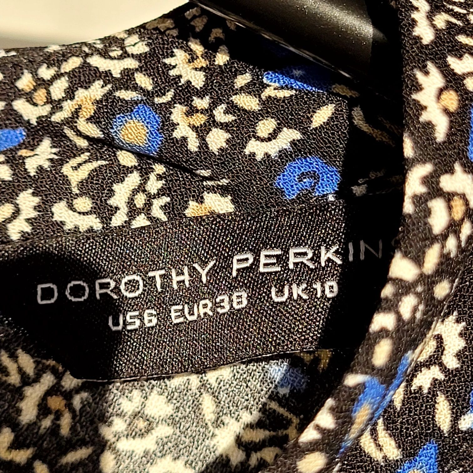 Платье DOROTHY PERKINS в хорошем качестве