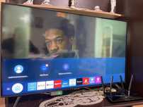 Televizor Samsung 43 inch 4K Smart TV UE43AU7172 – stare foarte bună