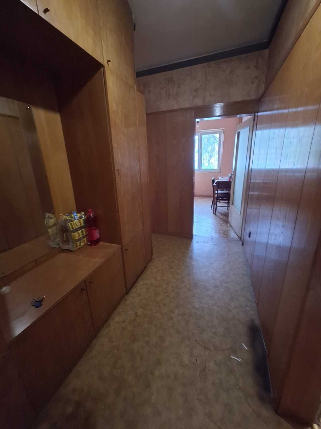 Двустаен апартамент в Каменица