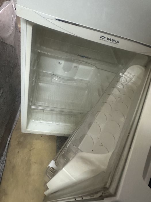 Хладилник Samsung Ice world