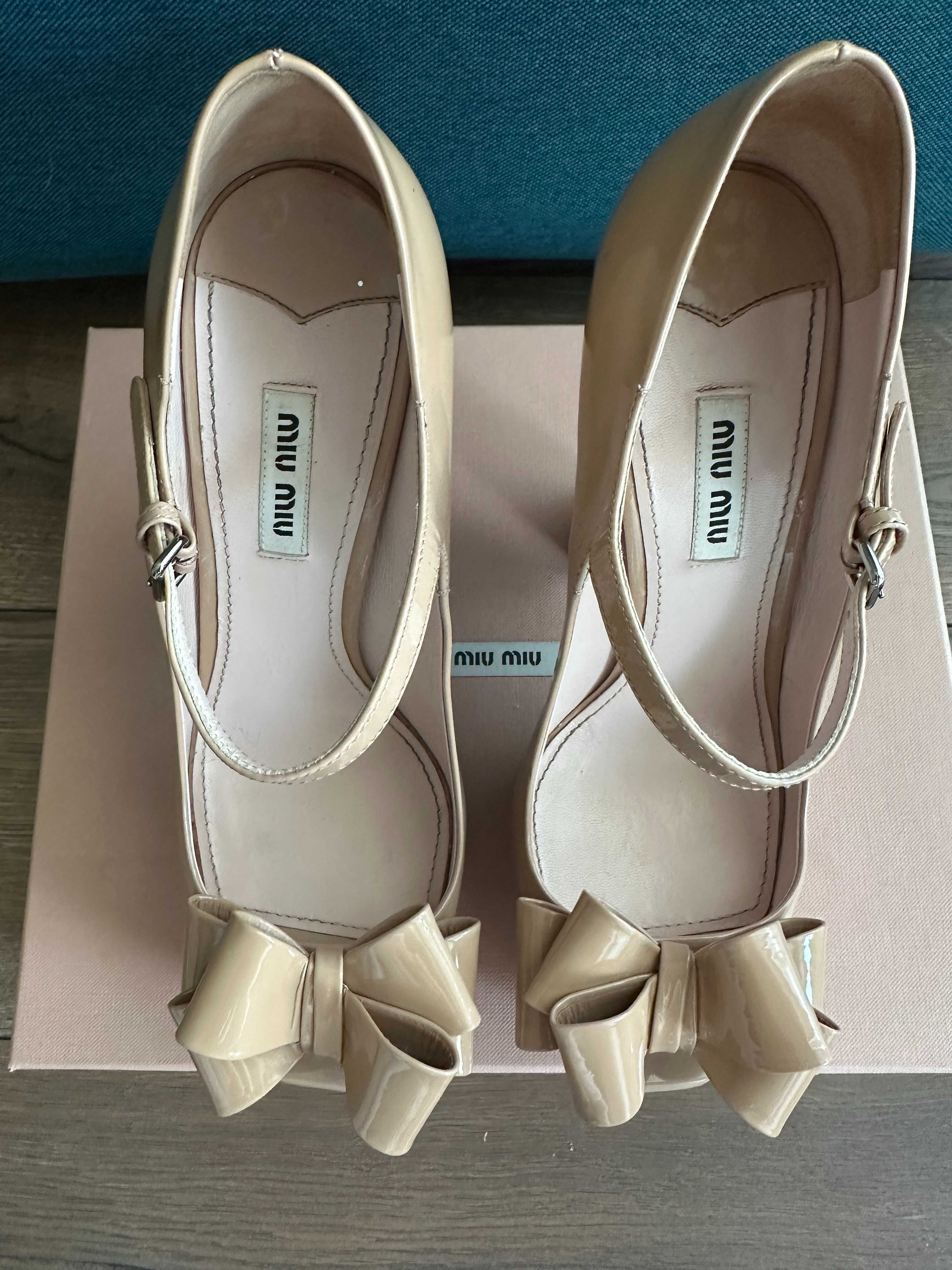 Оригинални токчета MIU MIU в телесен цвят