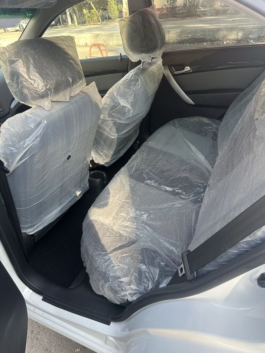 Nexia 3 sotiladi avtomat