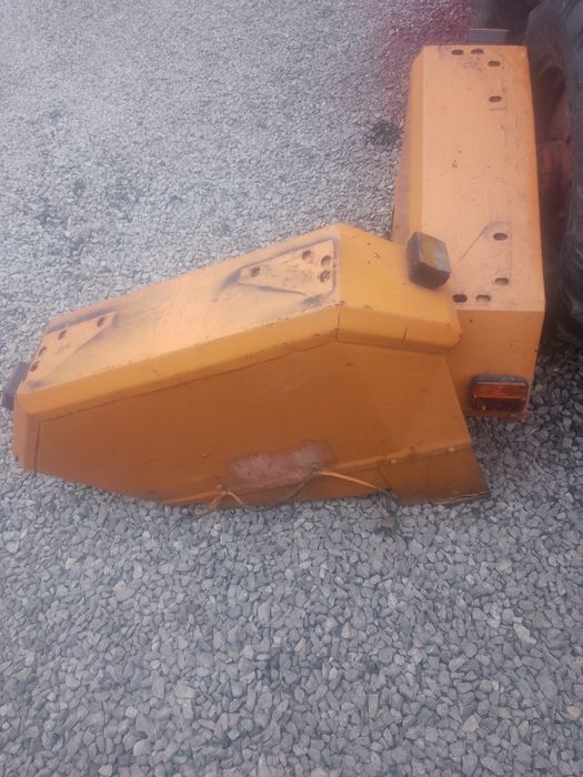 Monobloc tractor U445