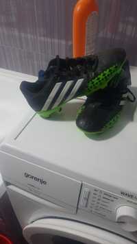 Ghete fotbal Adidas mărimea 40