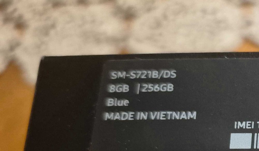 Перфектен Samsung S24 fe , 256 GB