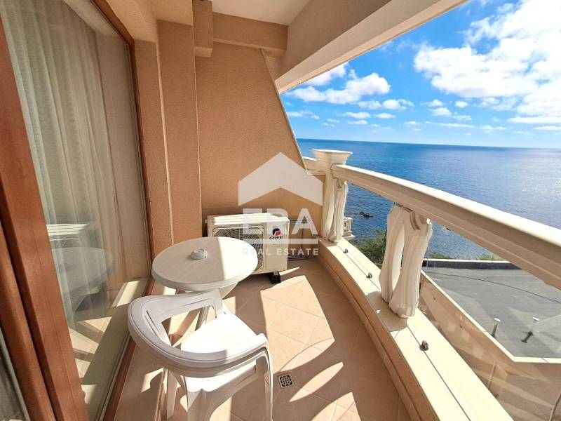 Продава се Двустаен апартамент в Варна, Чайка - 82 кв.м за 2440 €/кв.м - Снимка #8