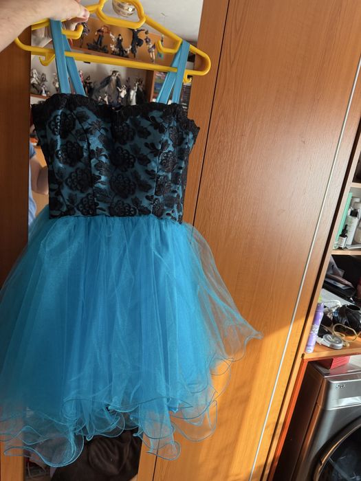 Vand rochie de ocazie