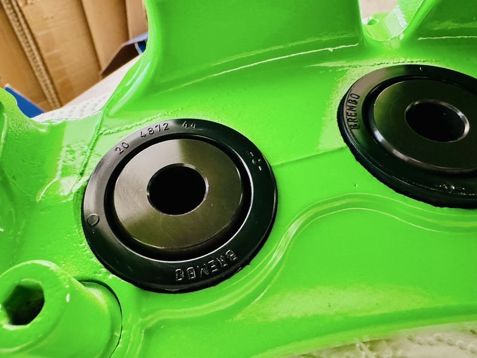 Спирачани апарати Brembo (6 бутални) om Porsche Macan (19Z- 7PP)