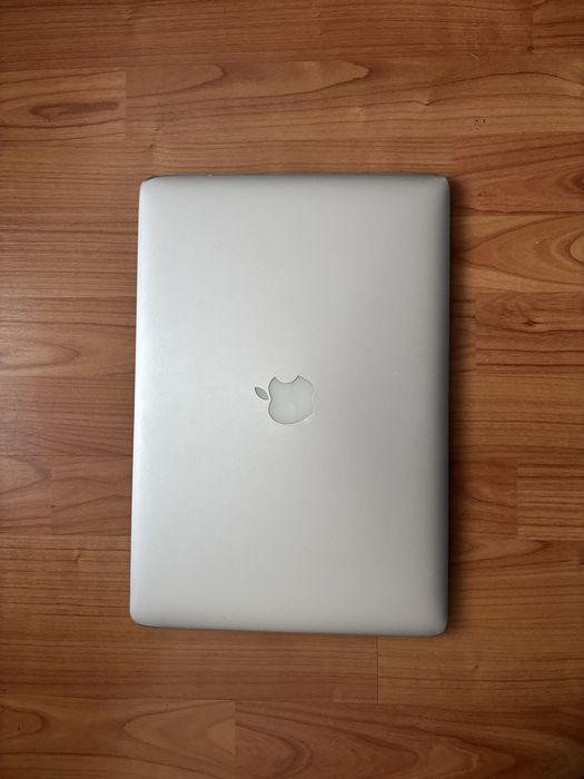 Macbook Pro 15 inch 2013 retina display i7 placa video dedicata