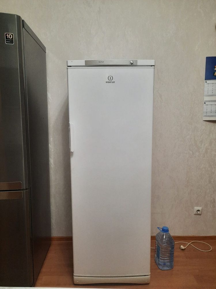 Продается Морозильник