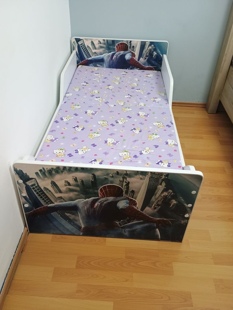 Pătuț copii 2-6 ani Spiderman cu saltea inclusa