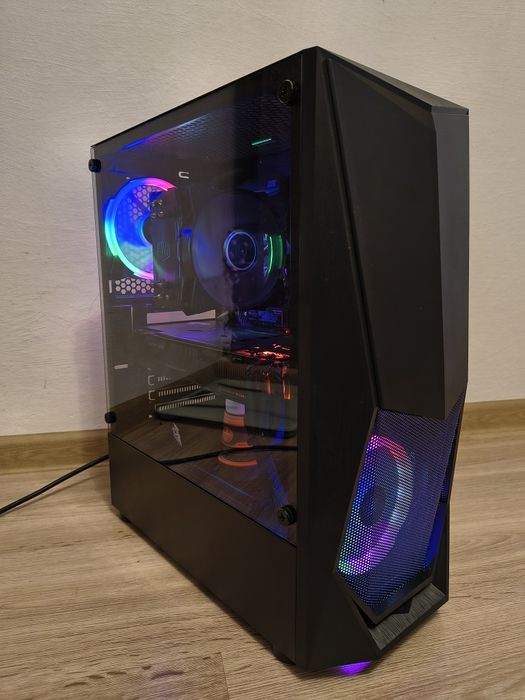 Vând PC Gaming i7 8700k/ GTX 1080TI/ 32gb RAM
