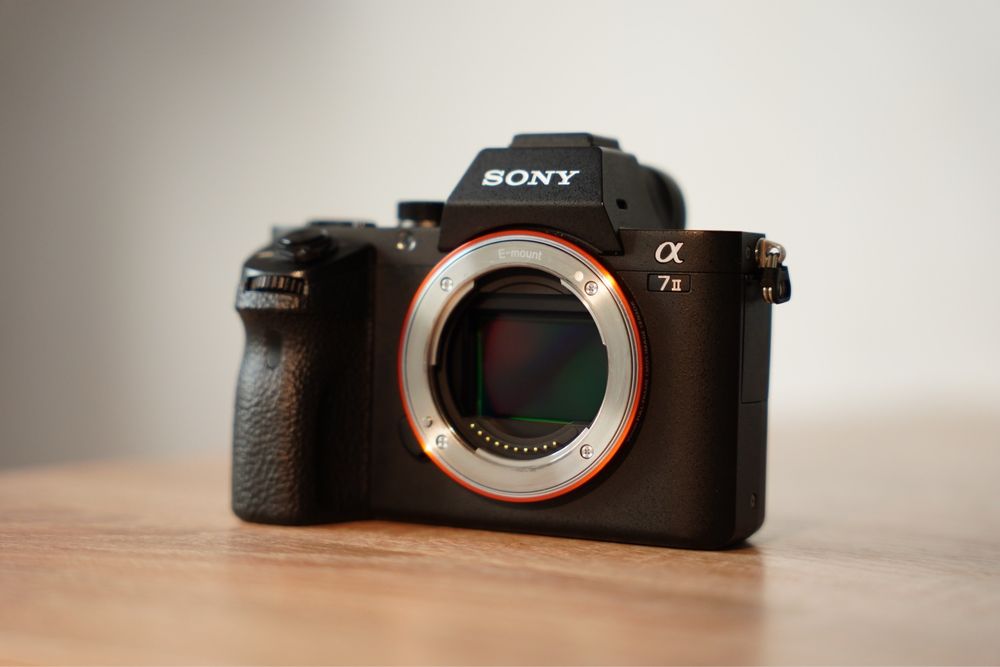 Фотокамера Sony A72 Sony AZii B отличном состоянии