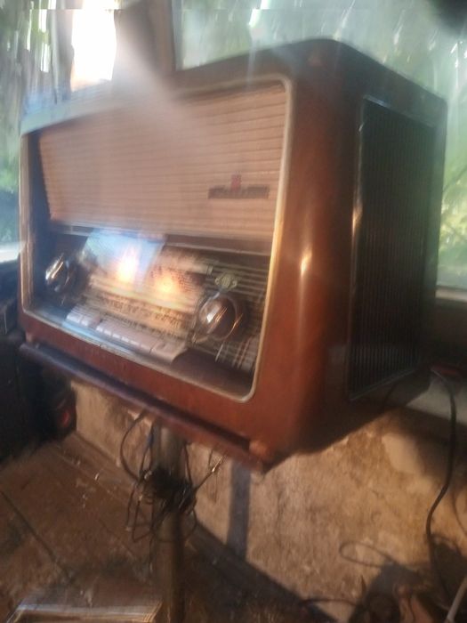 Radio cu lămpi Nordmende Othello 4x5 w stereo