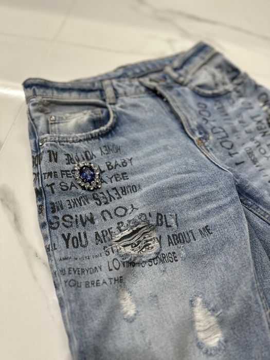 ZARA дънки с декоративни камъни и мъниста