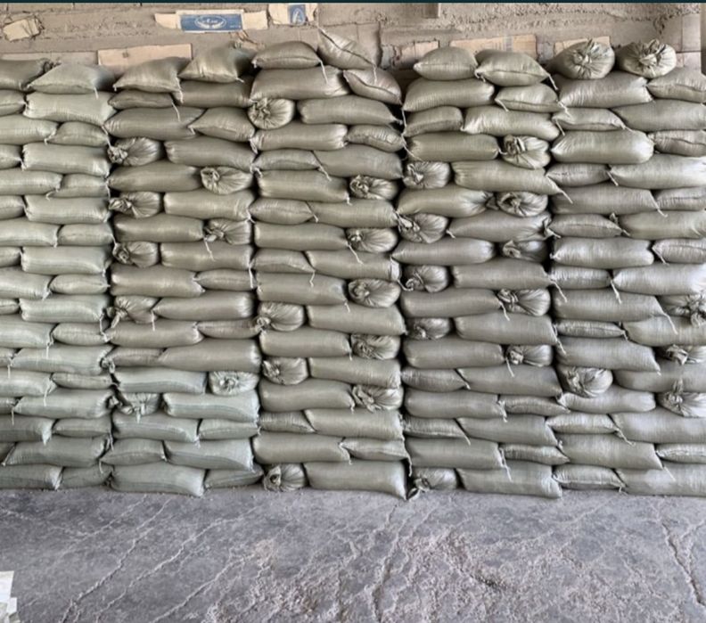 Продаем песок щебень отцев кирпич газаблок