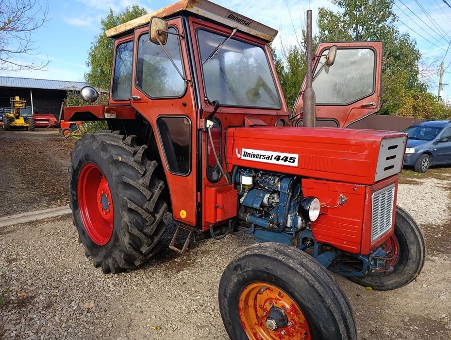 Tractor agricol universal 445 fiat