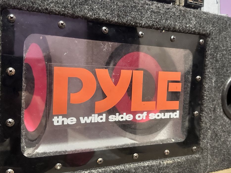 Бас каса с усилвател 2х8” PYLE