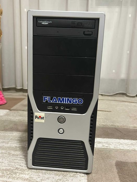 Calculator  cu monitor