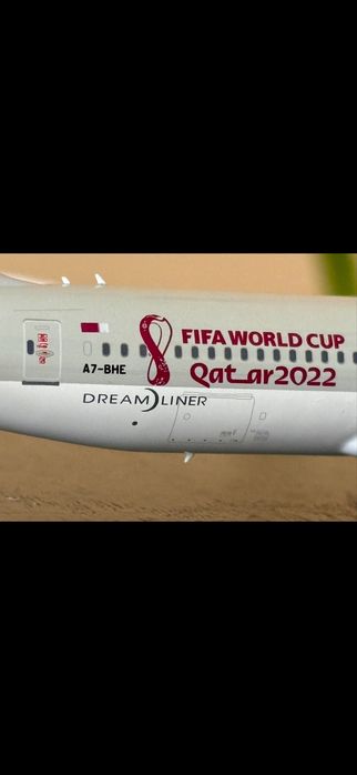 Qatar 787 NG models самолет 1:400