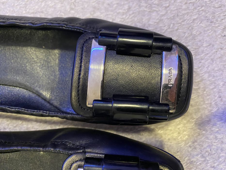 Оригинални женски мокасини на Prada